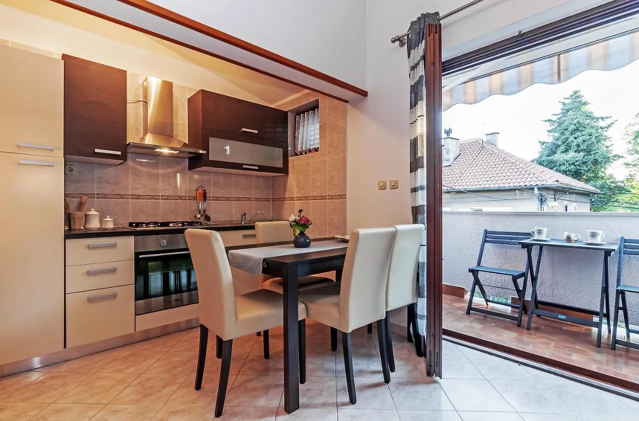 Apartman Zlata Zadar 0*,  Croatia